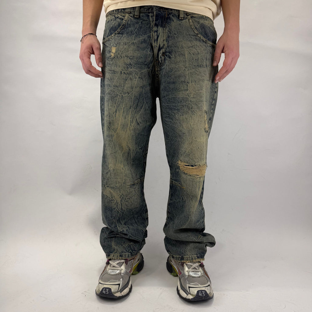 Baggy Sandblasted Denim