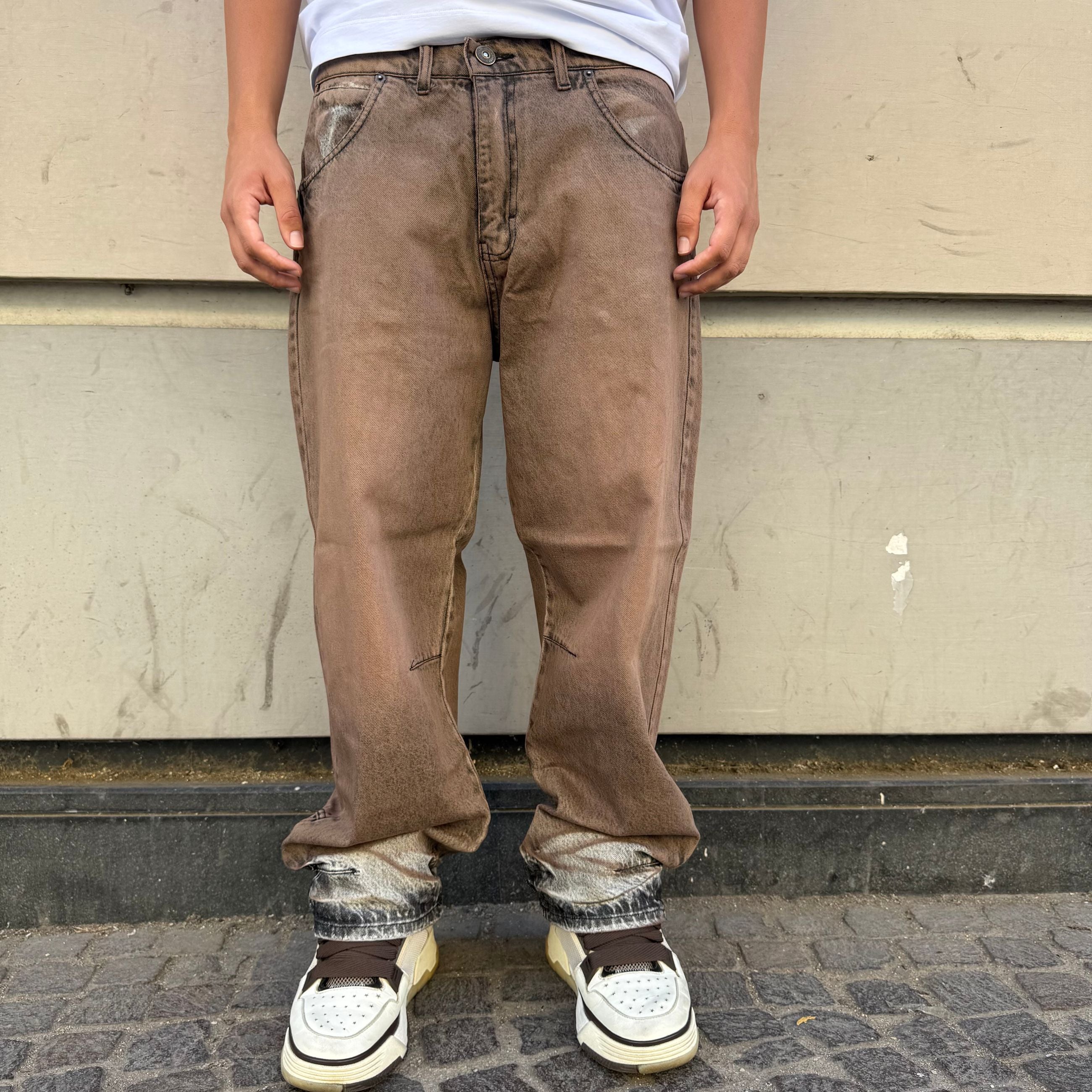 Baggy Sandblasted Jeans