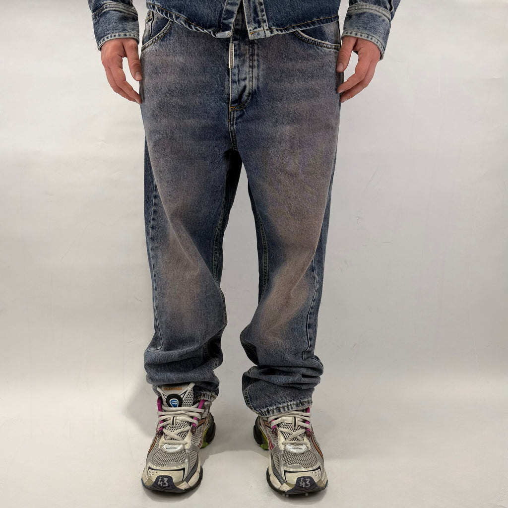 Baggy Sandblasted Denim